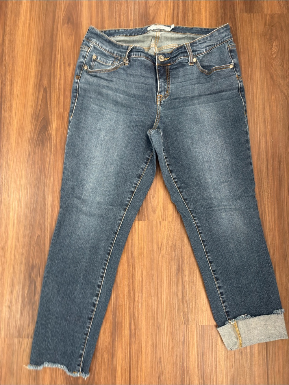 torrid Dark Wash Cropped Slim Jeans
